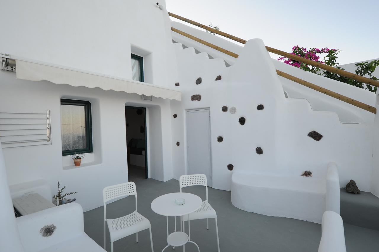 Manias Fira Residences Extérieur photo